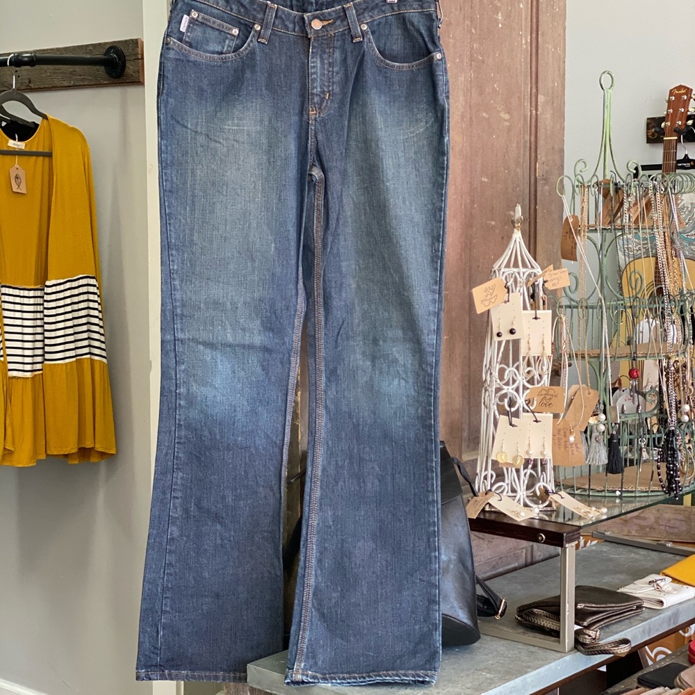 Carhartt dark wash straight leg jeans! 8 x 42.